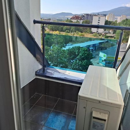 Rcr Einstein Studios 2 София Экстерьер фото