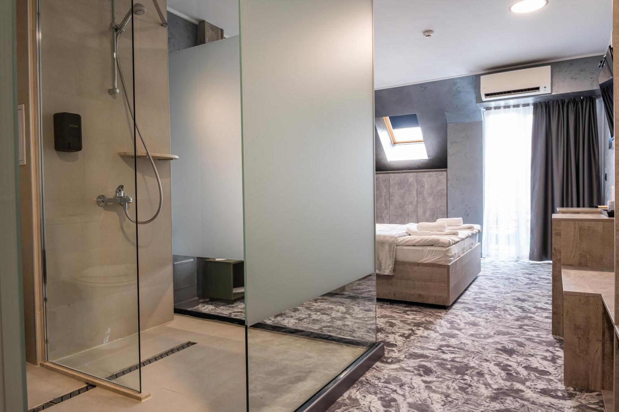 Rcr Einstein Studios 2 София Экстерьер фото