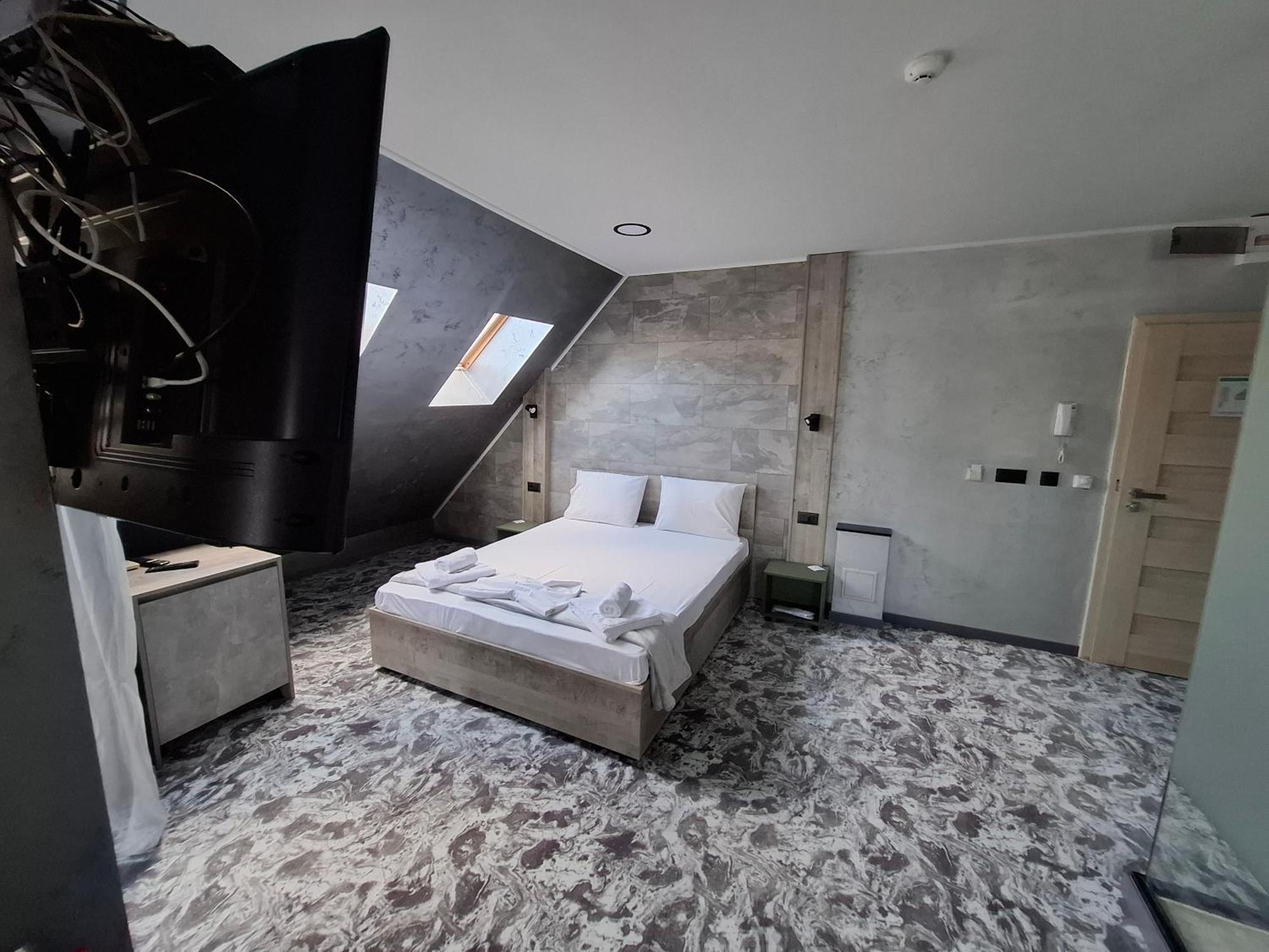 Rcr Einstein Studios 2 София Экстерьер фото